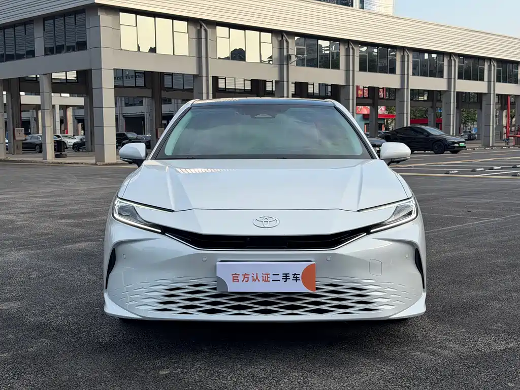 Camry 2026 Hybrid 2.0HG Premium Edition