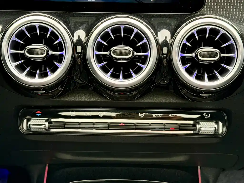 Mercedes-Benz GLB 2021 GLB 200 Style