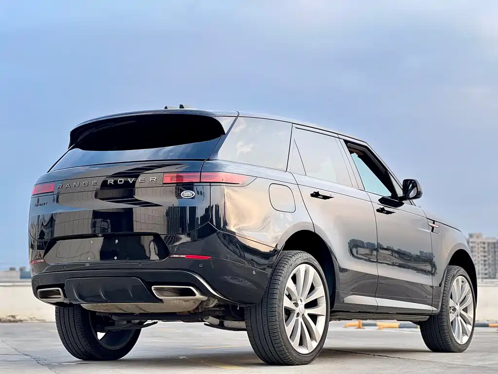 Range Rover Sport 2024 400PS Autobiography