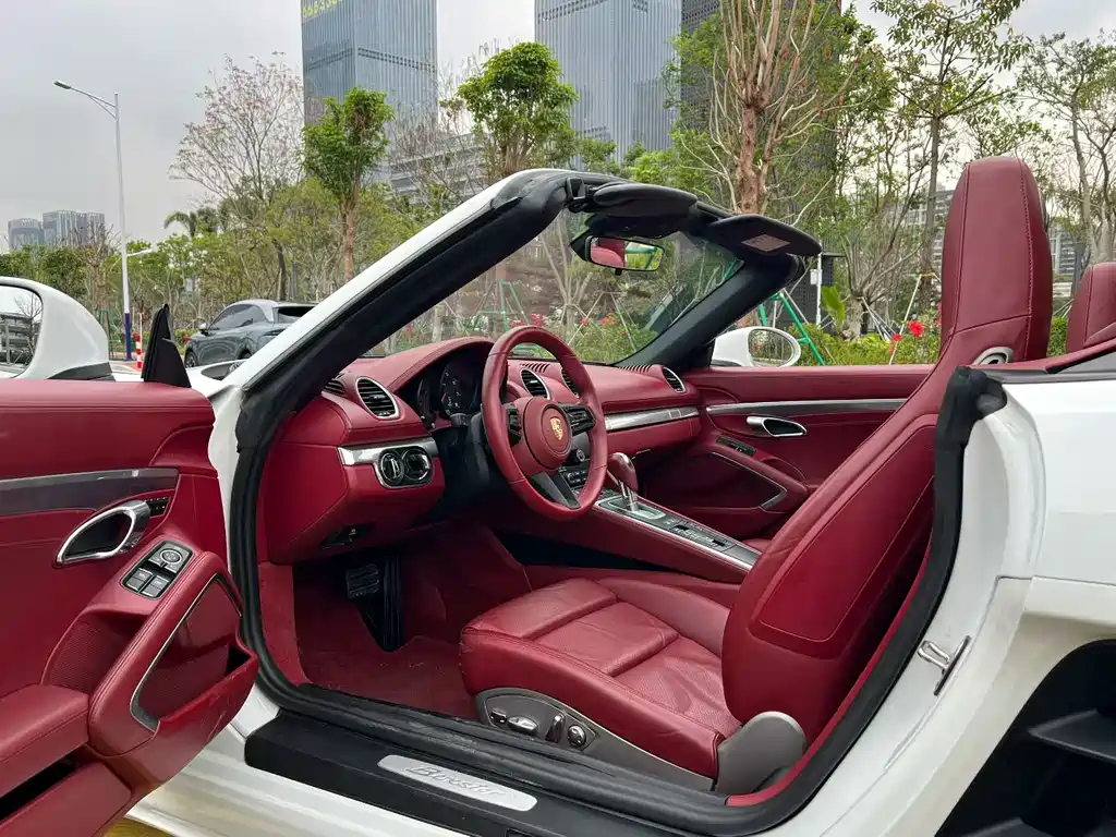 Porsche 718 Boxster 2.0T
