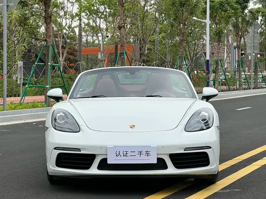 Porsche 718 Boxster 2.0T
