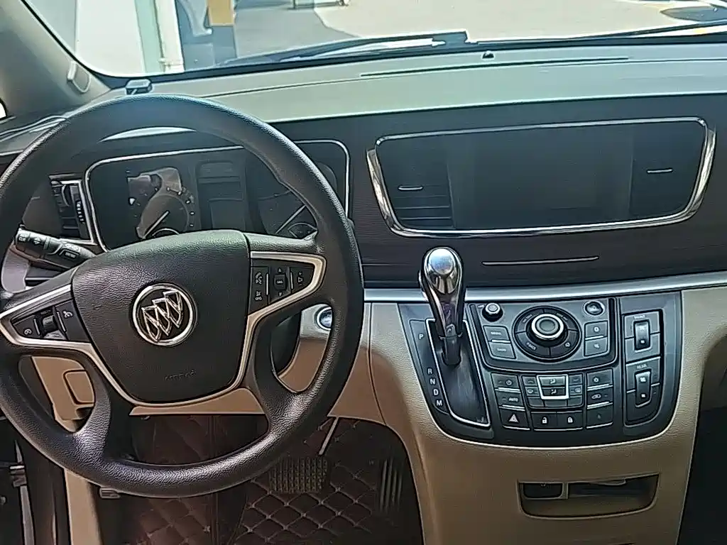 Buick GL8 2017 25S Comfort Edition China V