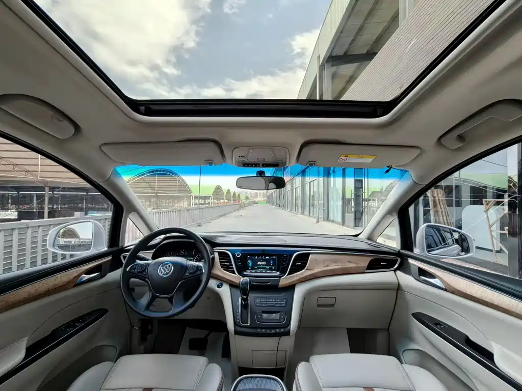 Buick GL8