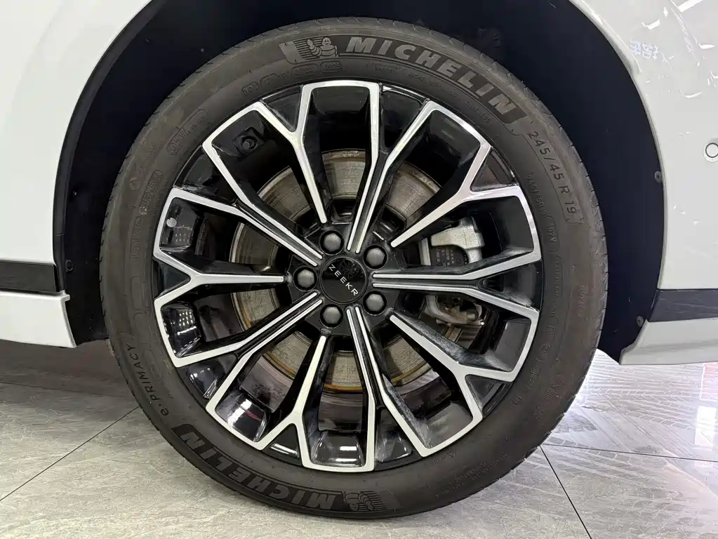 Zeekr 007 GT 2025 AWD Intelligent Driving Edition 75kWh