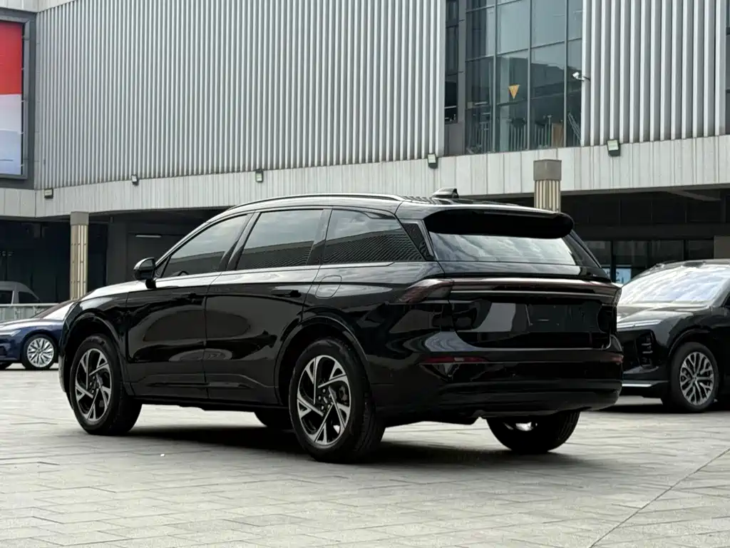 Lincoln Nautilus 2023 2.0T AWD Hybrid Premium Edition