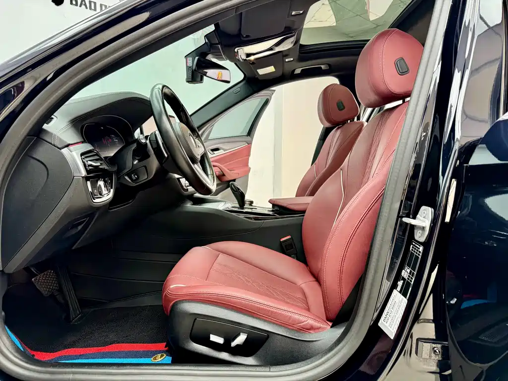 BMW 5 Series 2022 530Li Leading Edition M Sport Package
