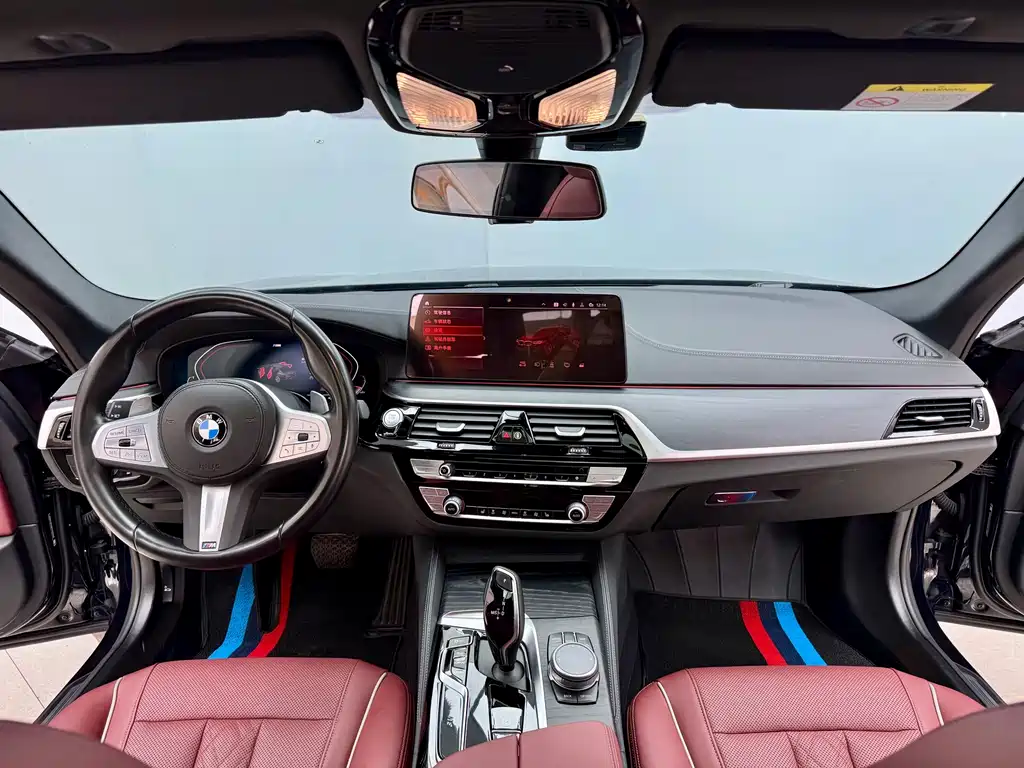 BMW 5 Series 2022 530Li Leading Edition M Sport Package