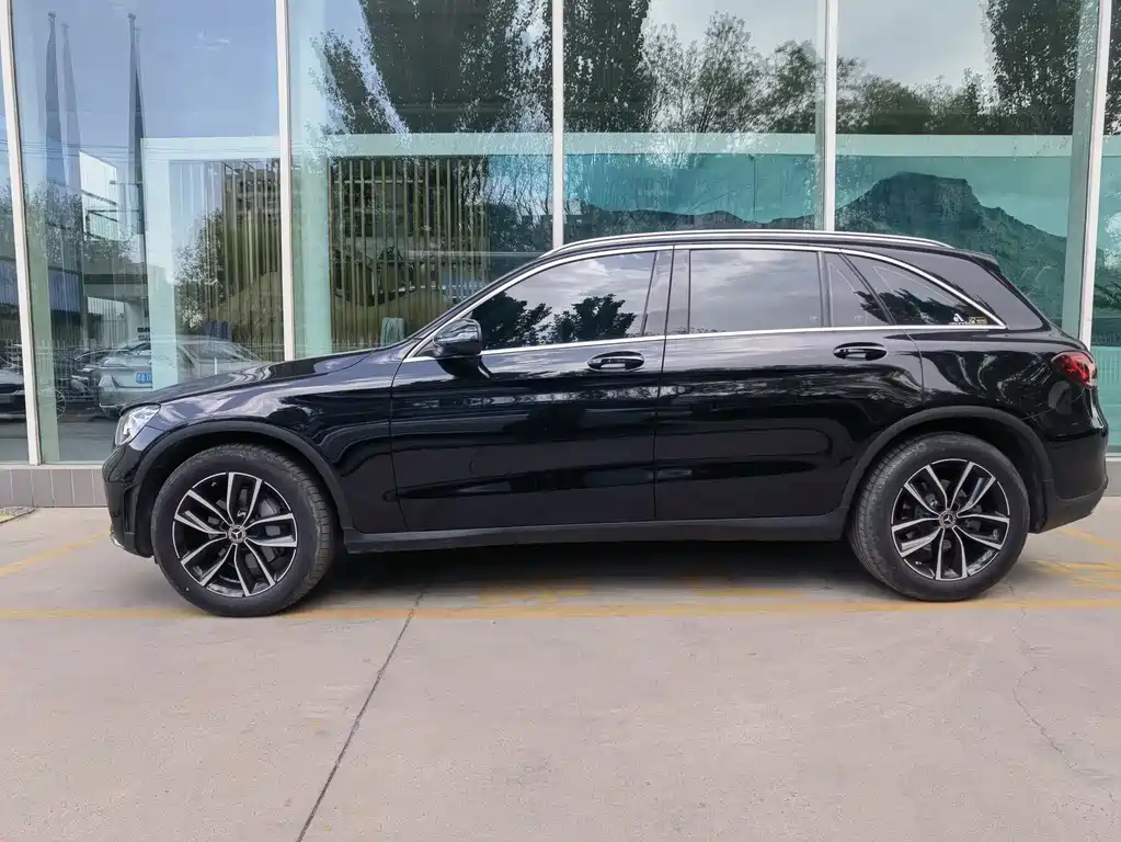 Mercedes-Benz GLC 260 L 4MATIC Luxury 2021