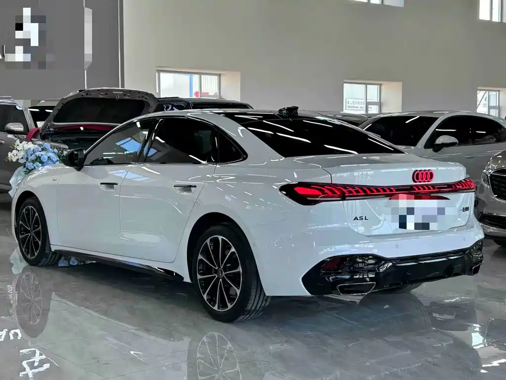 Audi A5L 2026 2.0T Sport