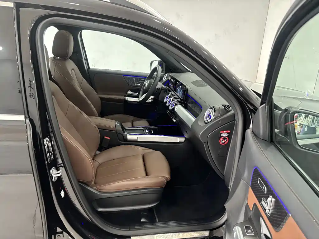 Mercedes-Benz GLB 2025 GLB 220 Fashion