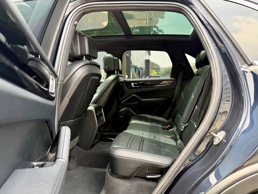 Porsche Cayenne 2019 Cayenne 3.0T