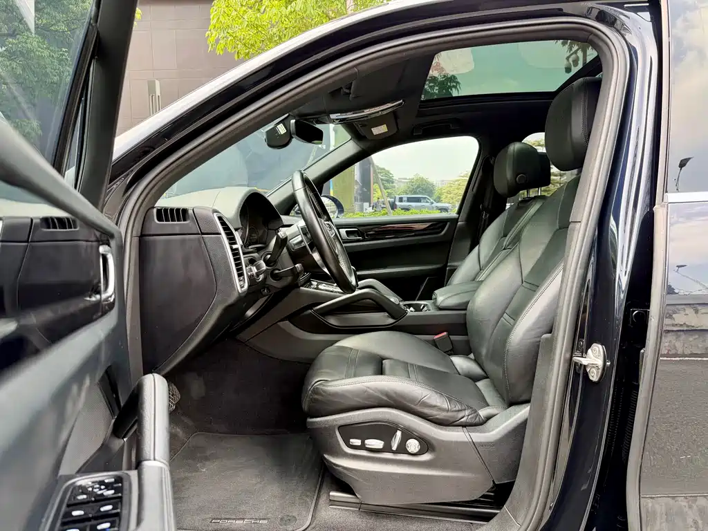 Porsche Cayenne 2019 Cayenne 3.0T