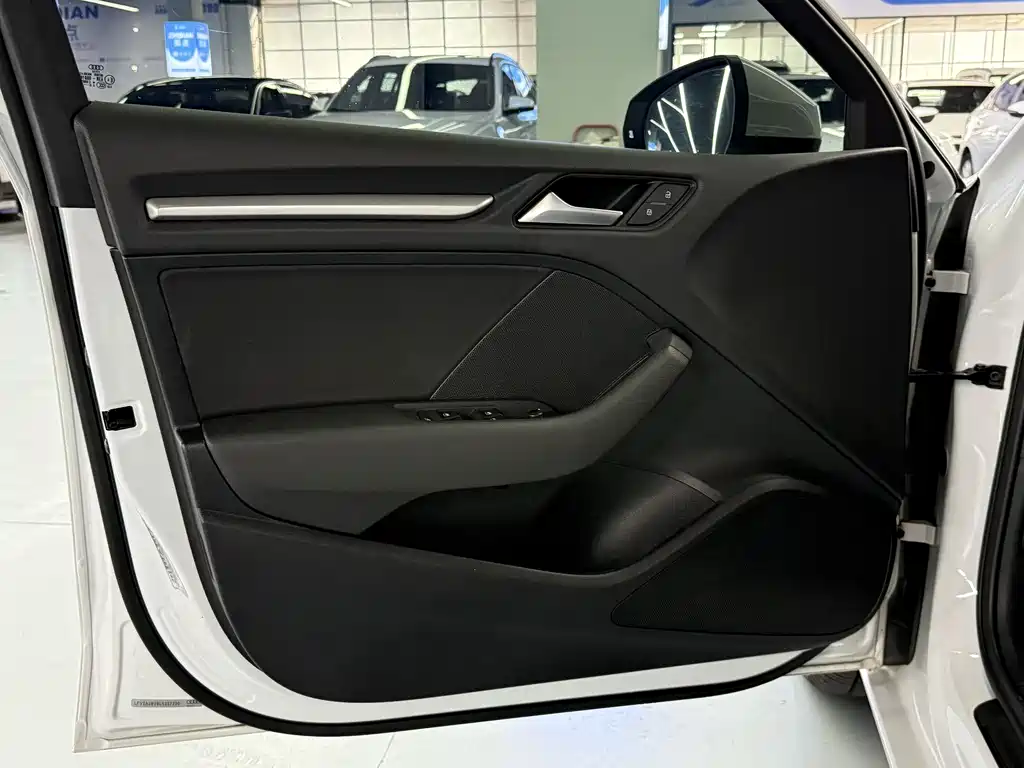 Audi A3 2020 Facelift Limousine 35 TFSI Entry Edition China VI
