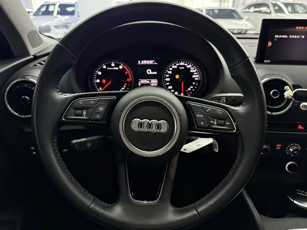 Audi A3 2020 Facelift Limousine 35 TFSI Entry Edition China VI