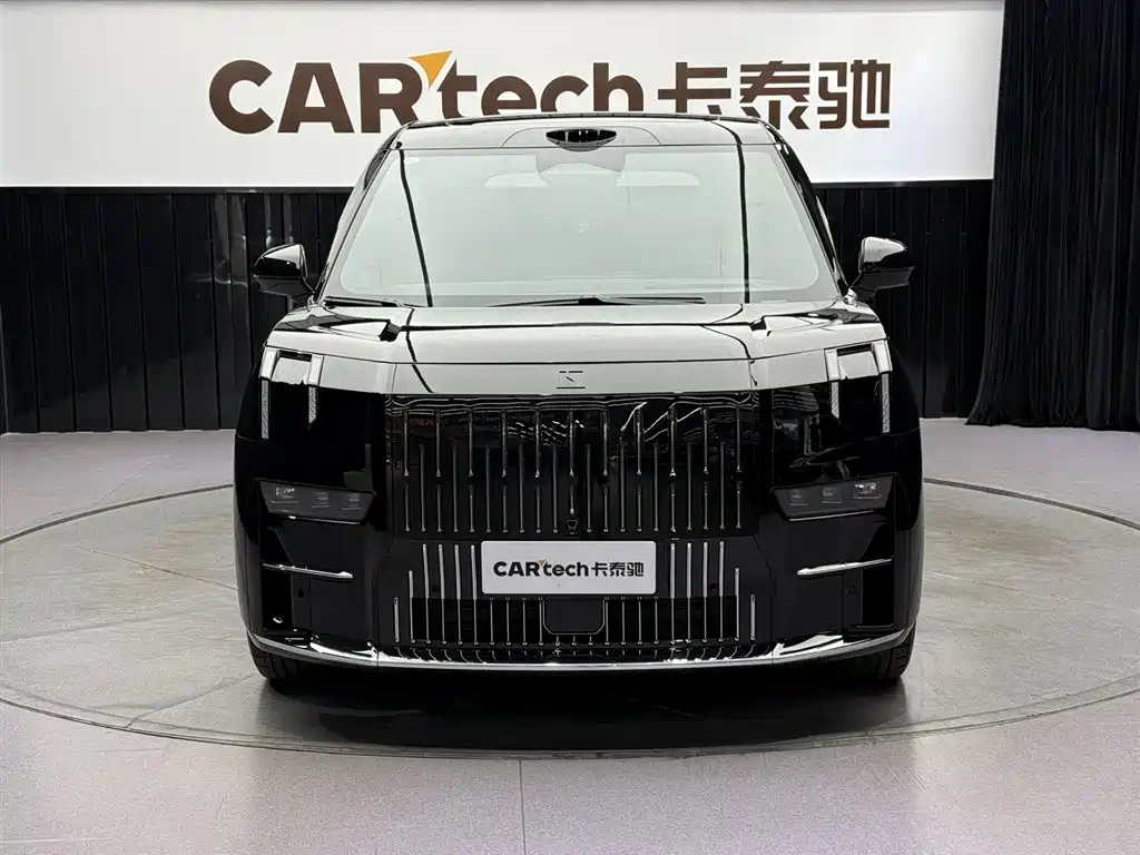 Zeekr 009 2024 Six-Seat Executive Edition AWD 108kWh