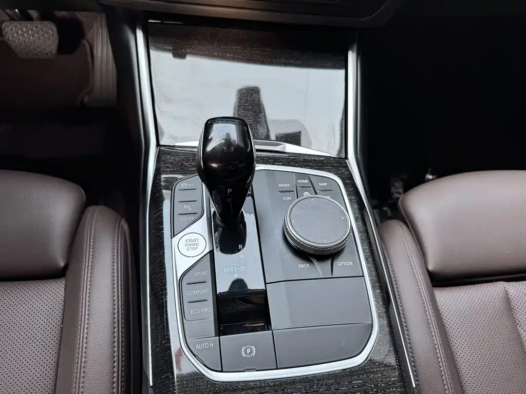 BMW 3 Series 2022 325Li M Sport Package