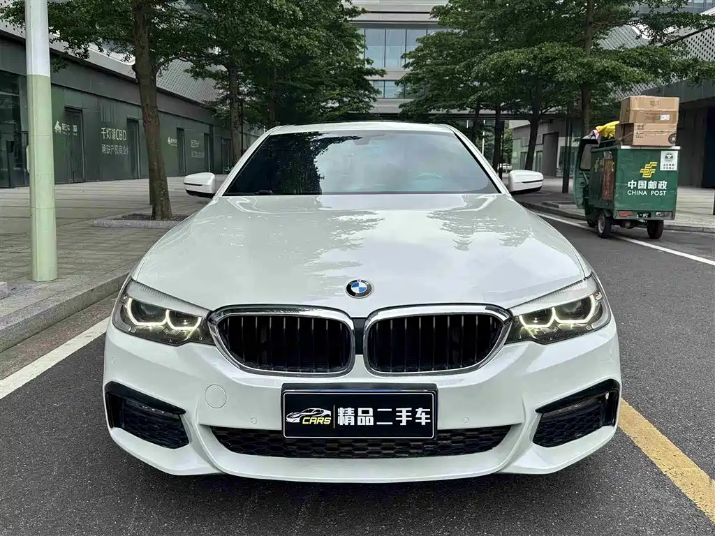 BMW 5 Series 2018 530Li Leading Edition M Sport Package