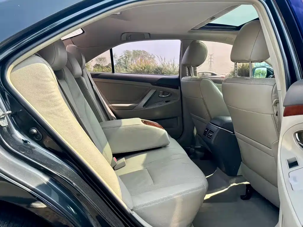Camry 2013 200G Classic Luxury Edition