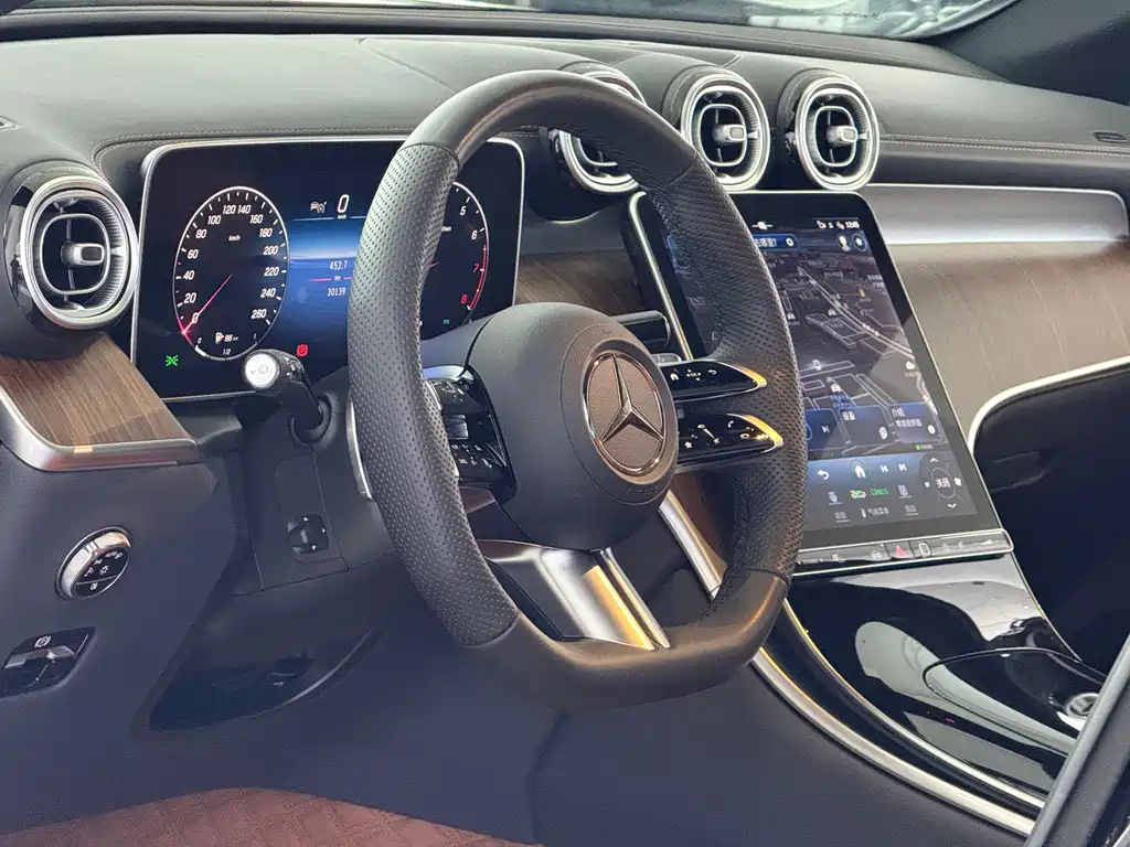 Mercedes-Benz GLC 300 L 4MATIC 2024