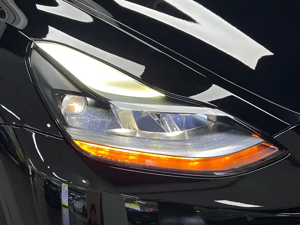 Tesla Model Y 2023 Long Range All-Wheel Drive