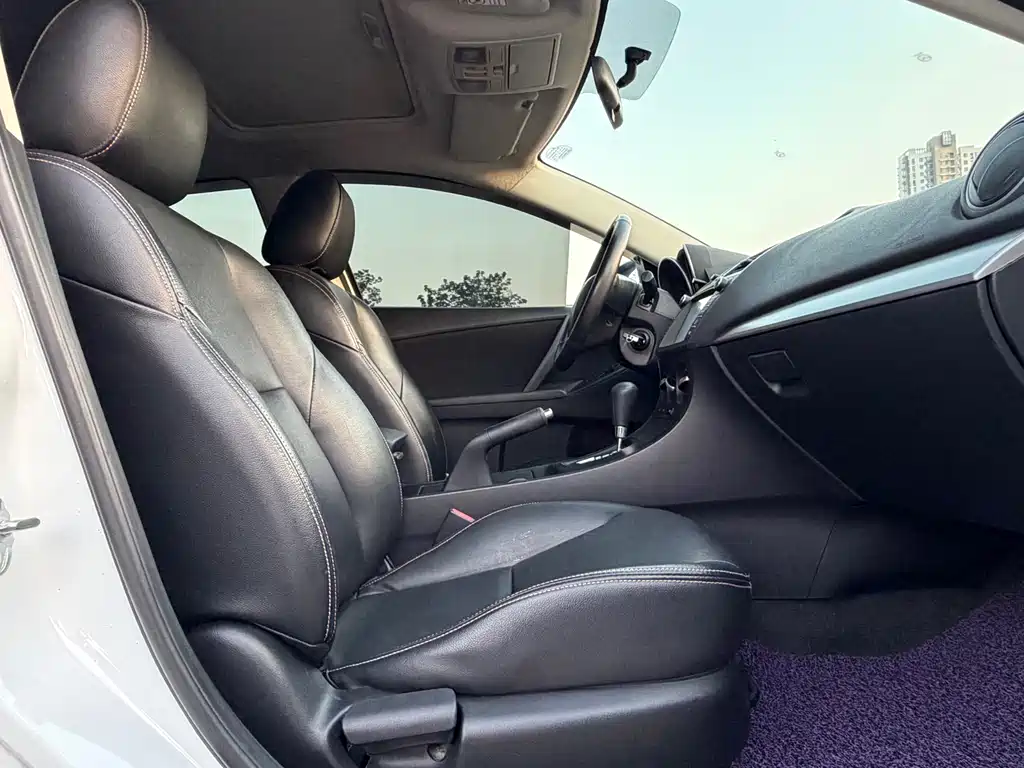 Mazda 3 Star 2013 Hatchback 1.6L Automatic Elite
