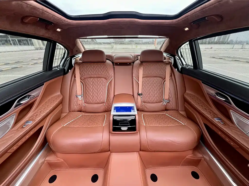BMW 7 Series 2021 740Li xDrive Executive Luxury Package