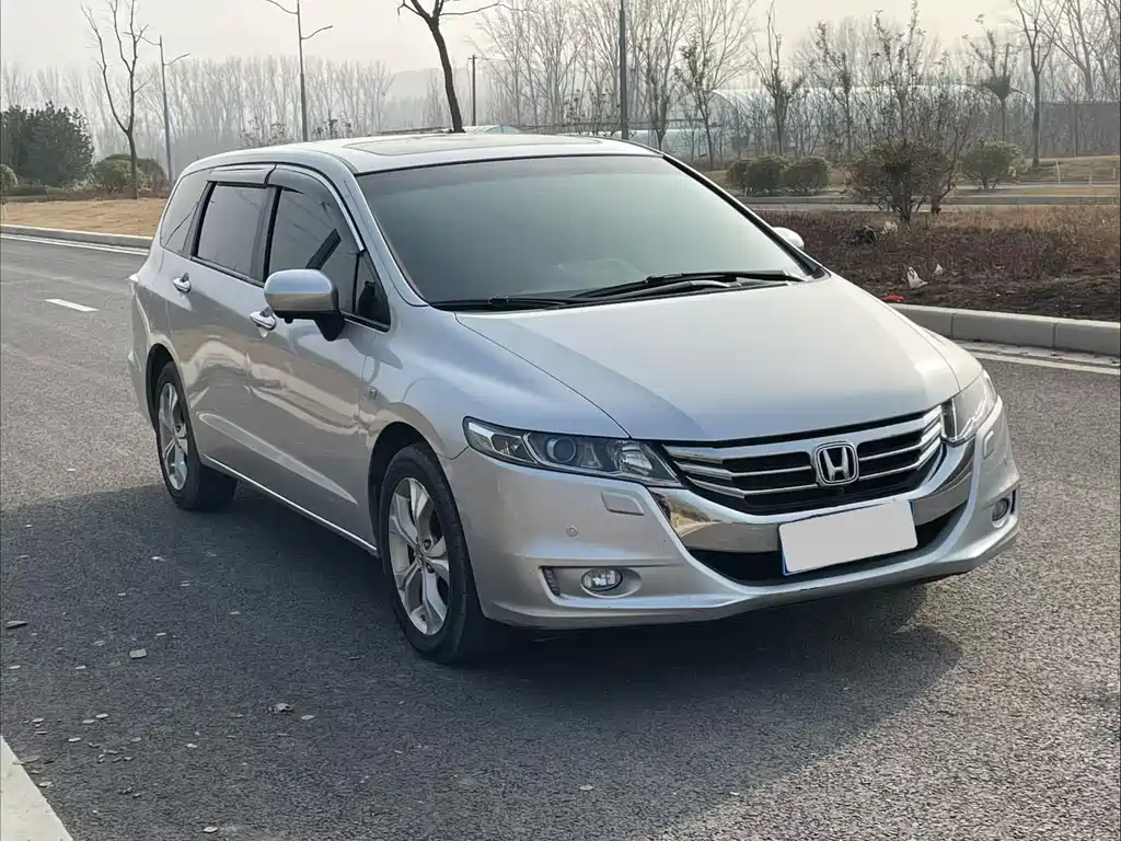 Honda Odyssey 2013 2.4L Luxury Edition