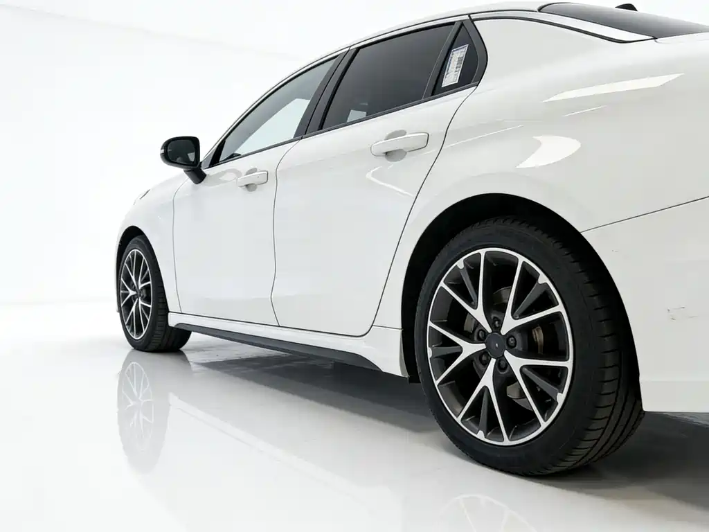 Lynk & Co 03 2018 1.5TD DCT Pro
