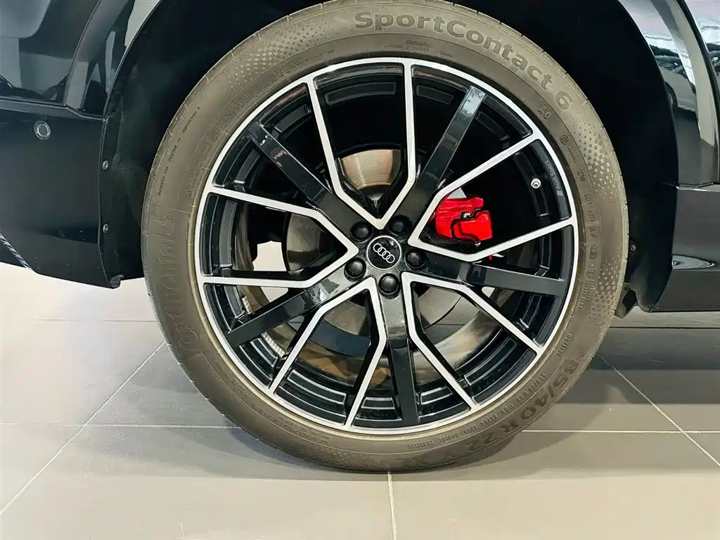 Audi Q8 2023 55 TFSI Premium Sport