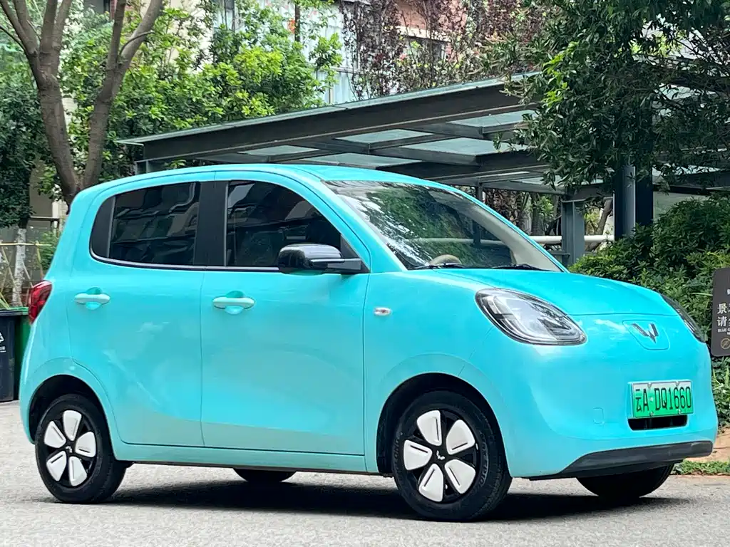 Hongguang MINIEV 2025 4th Generation 4-Door Advanced Edition