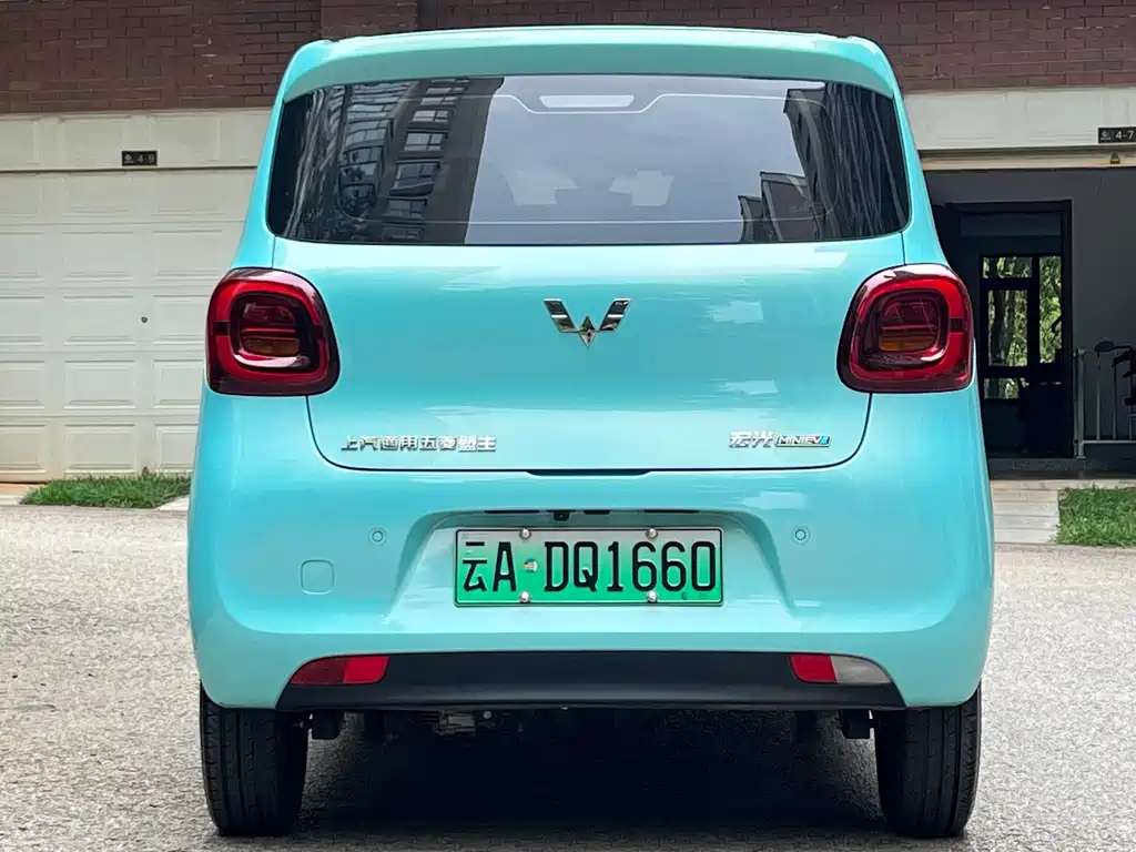 Hongguang MINIEV 2025 4th Generation 4-Door Advanced Edition