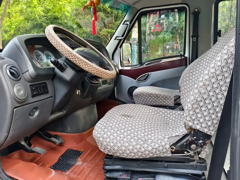 Iveco Power Daily 2013 3.0T-A42 Passenger High Roof F1C