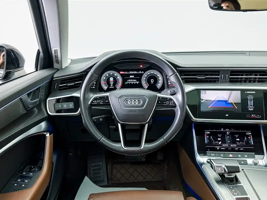 Audi A6L 2021 40 TFSI Luxury Elegant
