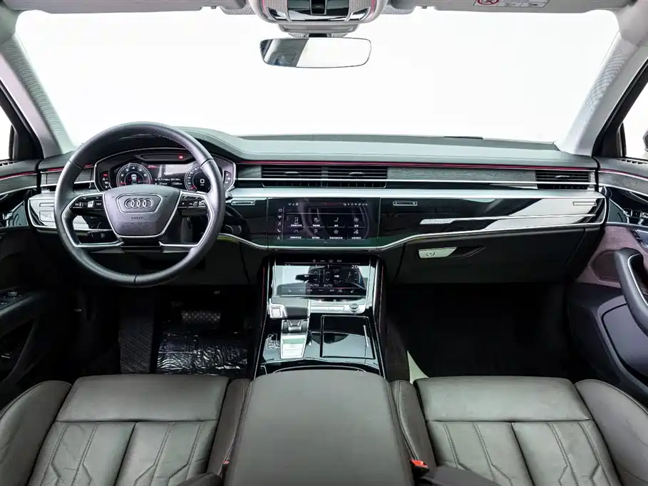 Audi A8L 2025 45 TFSI quattro Luxury
