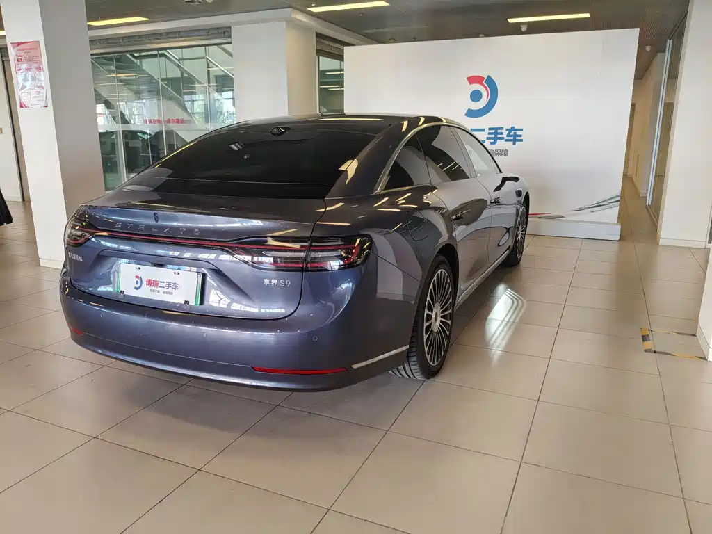 Stelato S9 2025 EREV Ultra