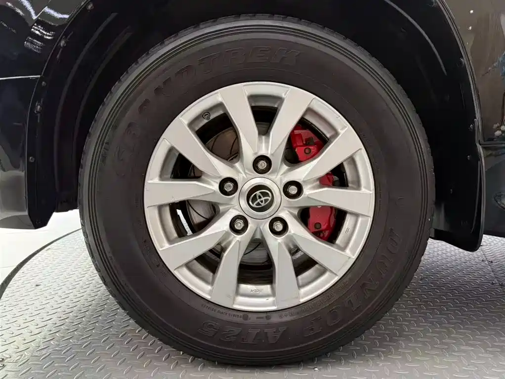 Land Cruiser (Import) 2019 4.6L Middle East Edition