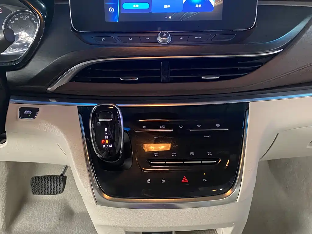 Buick GL8 2022 Land Business Class 652T Comfort Edition