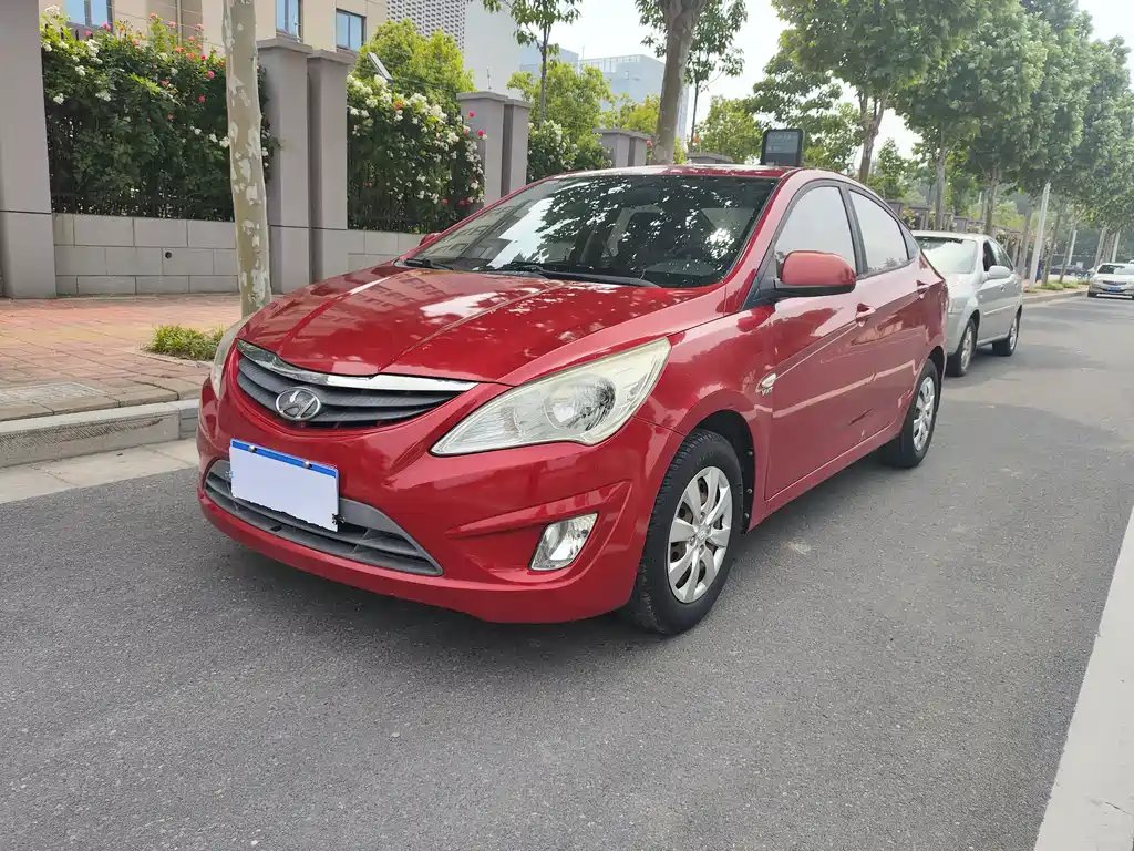 Verna 2010 Sedan 1.4L Automatic Fashion GT