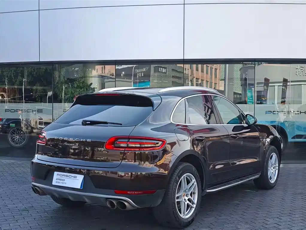 Porsche Macan 2016 Macan S 3.0T