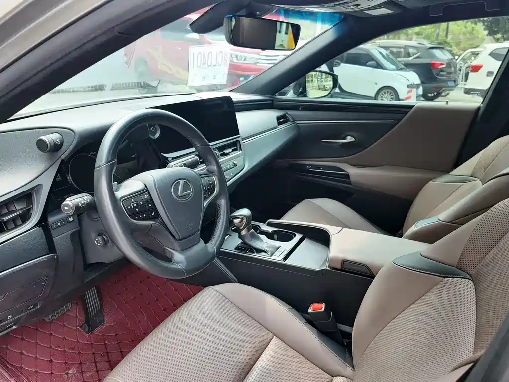 Lexus ES 2021 200 Excellence Edition