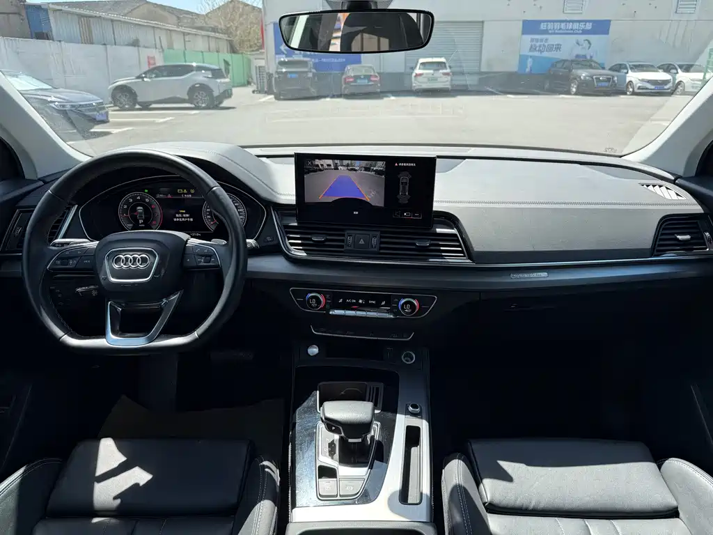 Audi Q5L 2022 40 TFSI Luxury Dynamic Edition