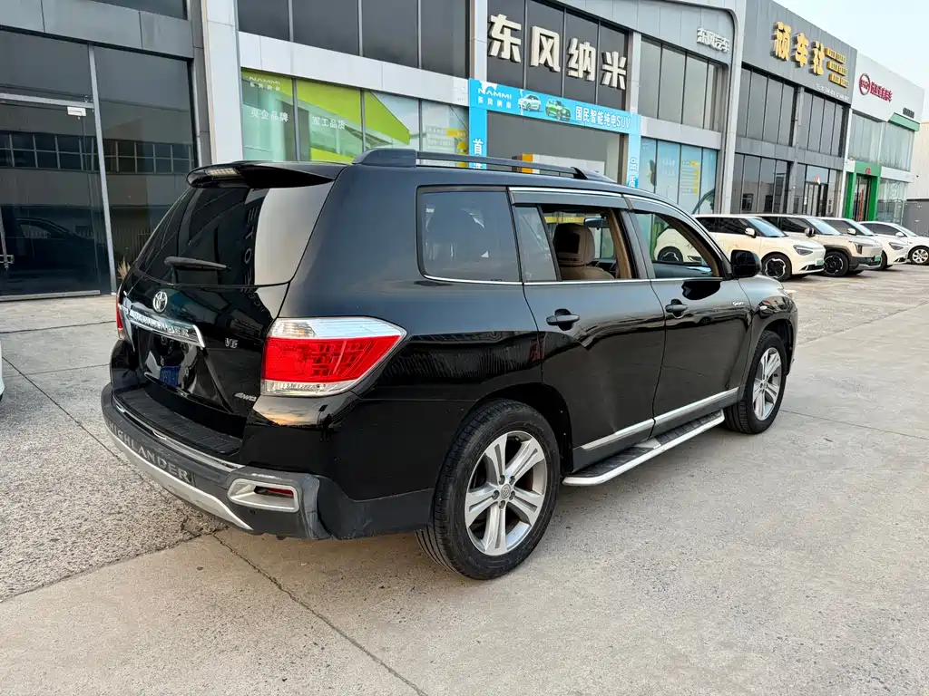 Toyota Highlander 2013 2.7L FWD 7-Seater Zijin Edition