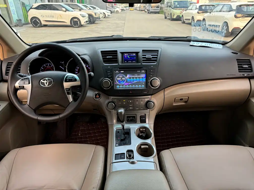 Toyota Highlander 2013 2.7L FWD 7-Seater Zijin Edition