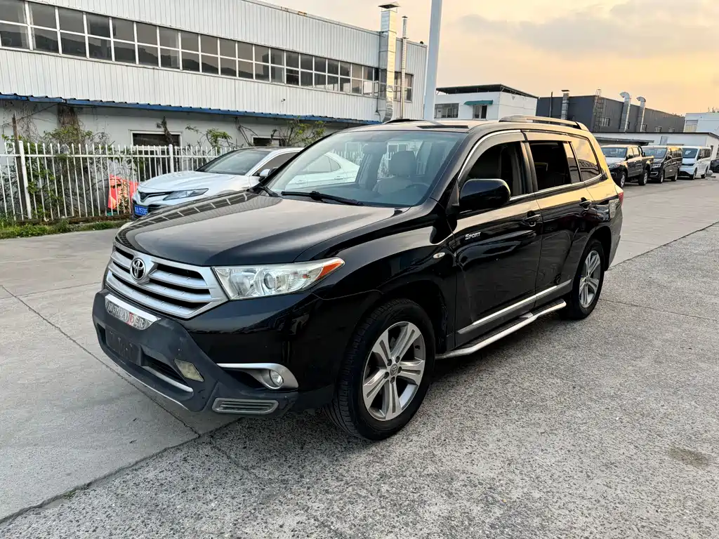 Toyota Highlander 2013 2.7L FWD 7-Seater Zijin Edition