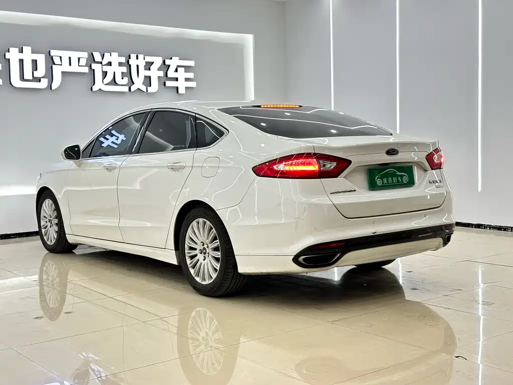 Ford Mondeo 2013 2.0L GTDi200 Luxury