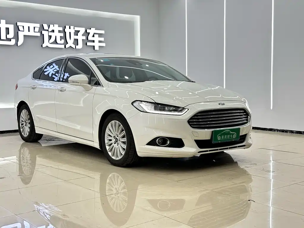 Ford Mondeo 2013 2.0L GTDi200 Luxury