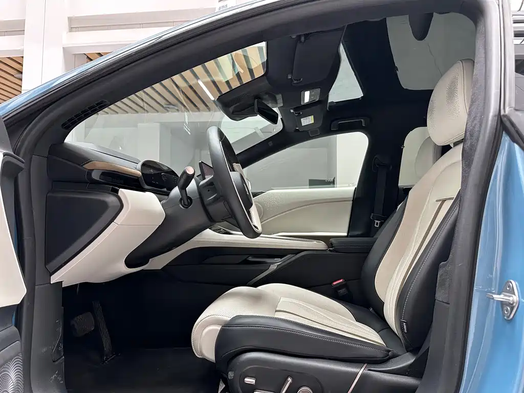Zeekr 007 GT 2025 AWD Intelligent Driving Edition 75kWh