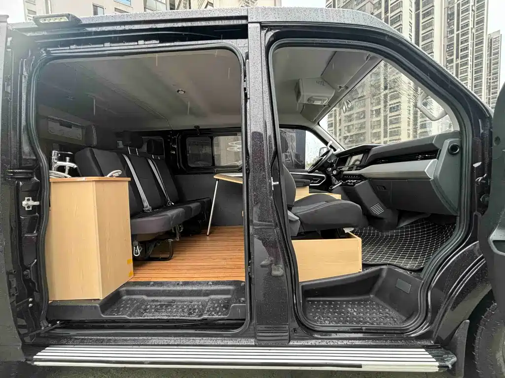 Voyah V9+ 2023