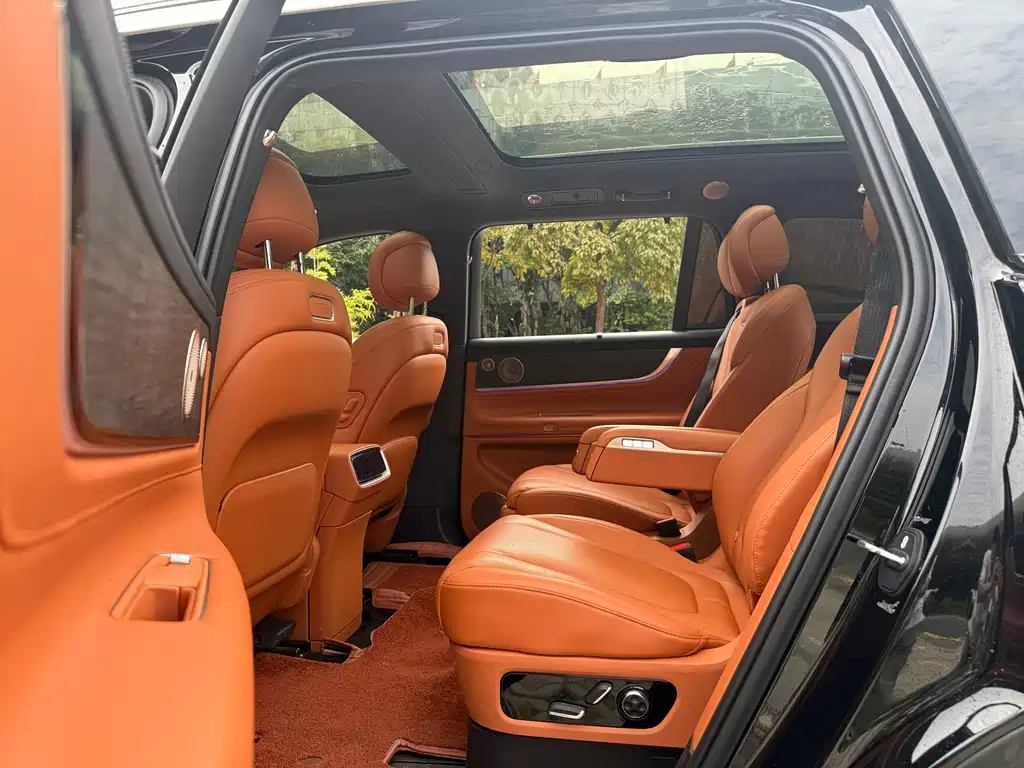AITO M9 2024 EREV Ultra Edition 42kWh 6-Seater