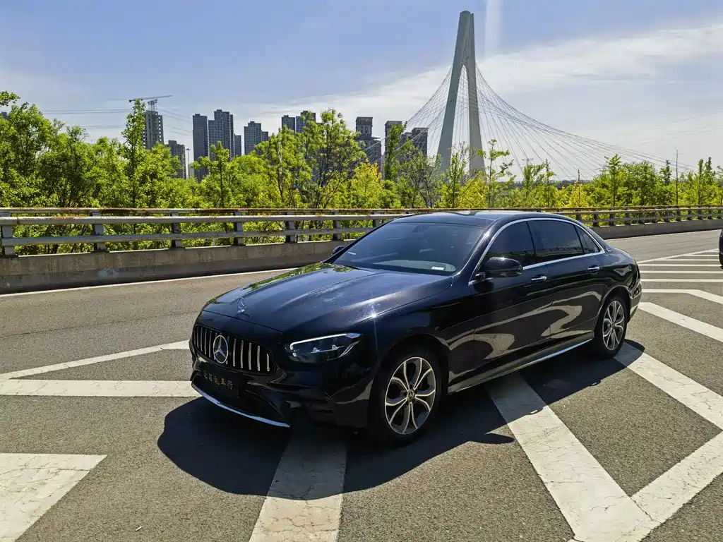 Mercedes-Benz E-Class 2022 Facelift II E 300 L Sport Fashion Edition